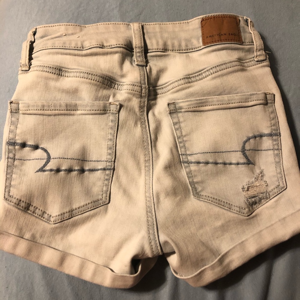 American eagle denim shorts light wash